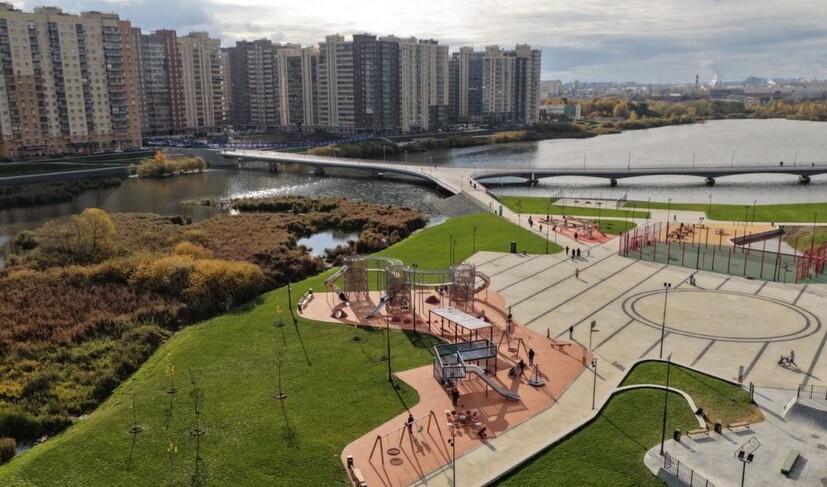 Пешеходный мост через озеро Чёрное (Парк Дружбы)_1