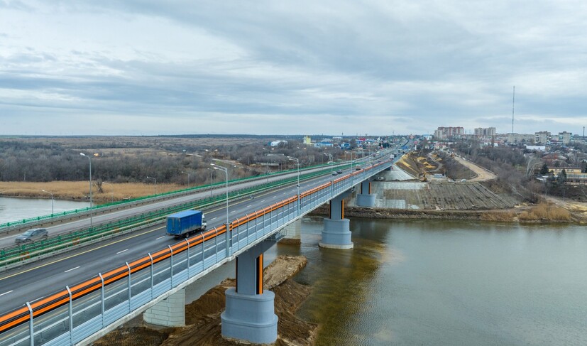 Мост через р. Северский Донец на трассе М-4 