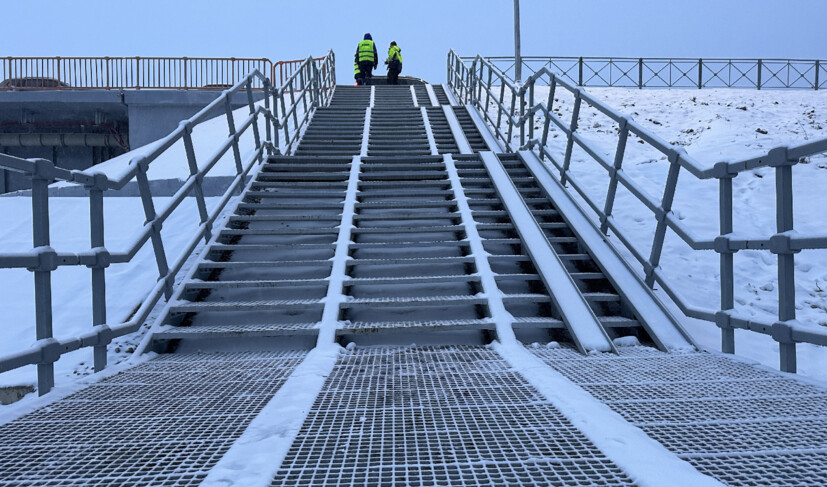 Подвесной водосток ЛВ-П03 30х40_IMG_7154