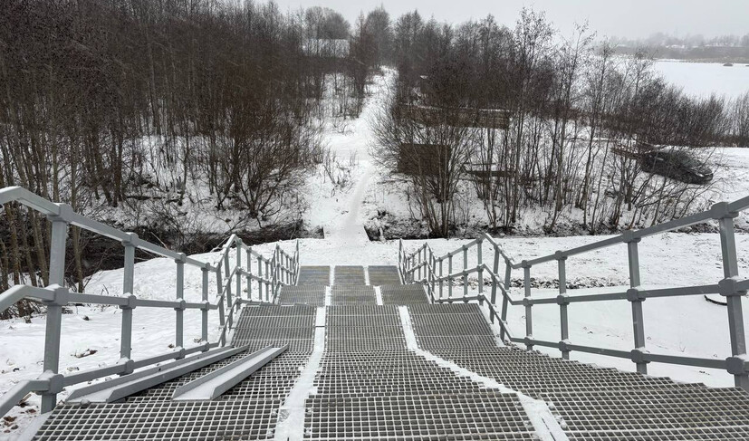 Подвесной водосток ЛВ-П03 30х40_IMG_7156