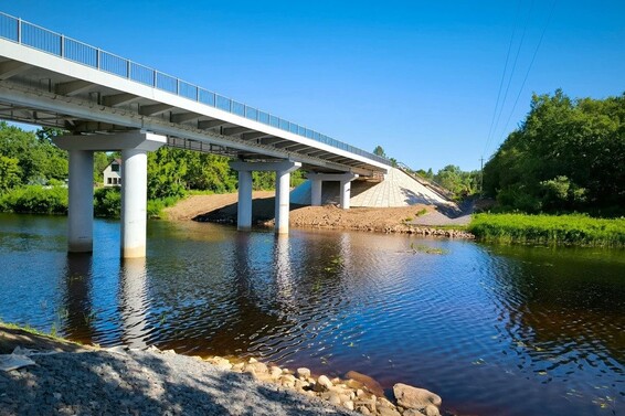 Применение полимерных композитных материалов в строительстве мостов для автодорог
